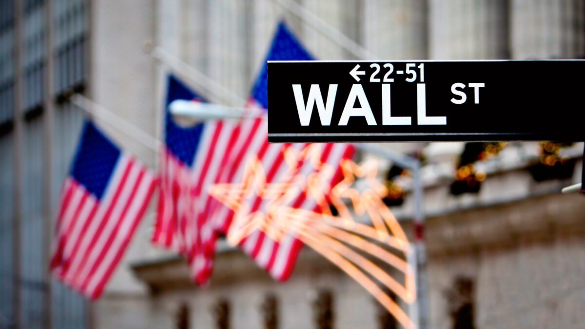 Stocks Settle Higher as Crude Oil Prices Stabilize