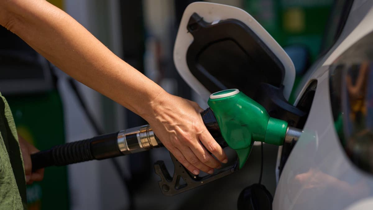 Record gas prices are pushing Kroger shoppers to do one thing